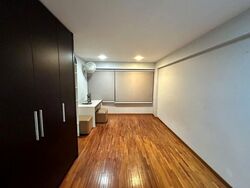 Blk 220C Linear Green @ Bedok (Bedok), HDB 5 Rooms #584979411